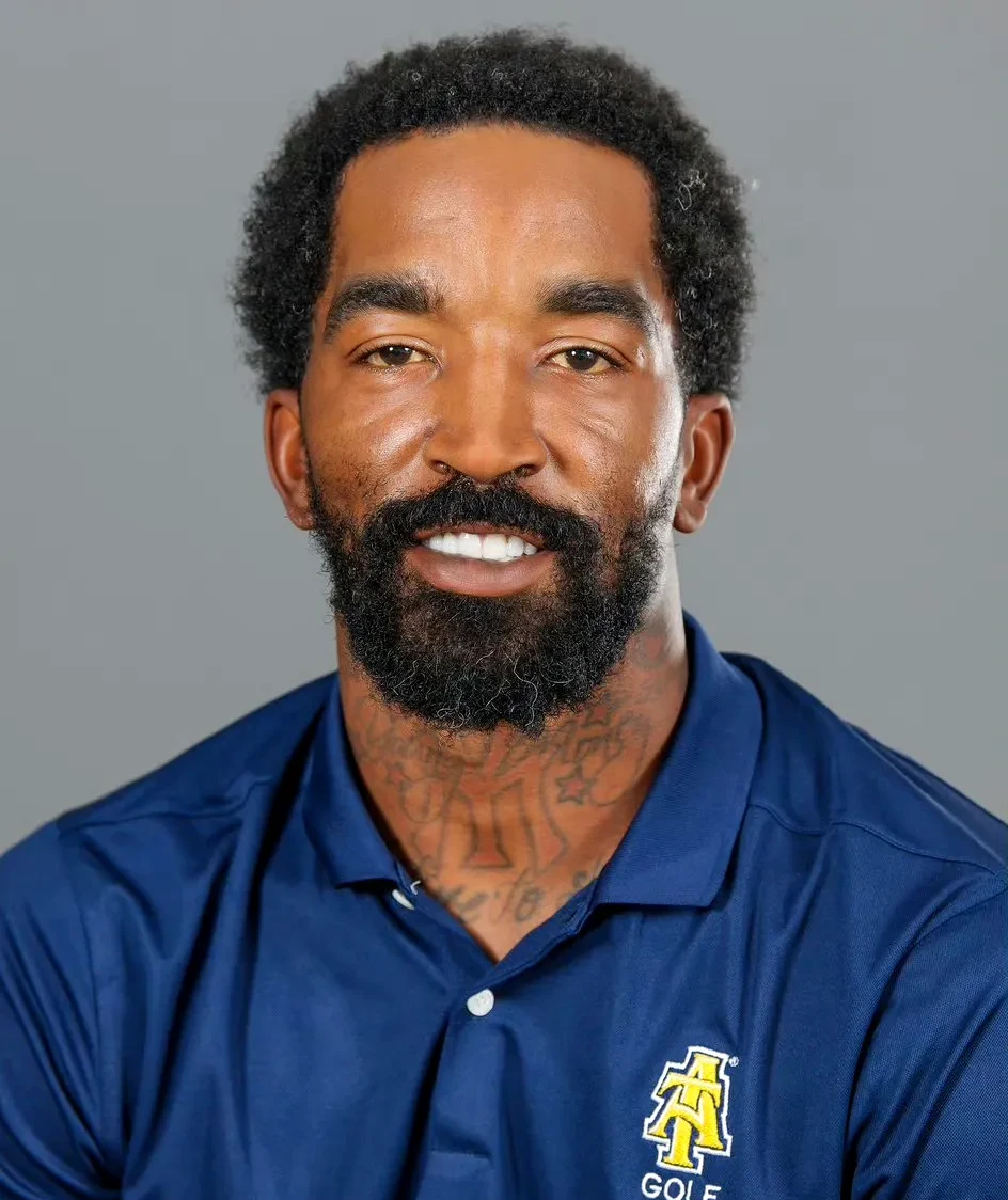 国王杯赛程吃紧；菲尼克斯太阳今晚更衣室发声；球迷炸锅；资深球员宣示担当的简单介绍